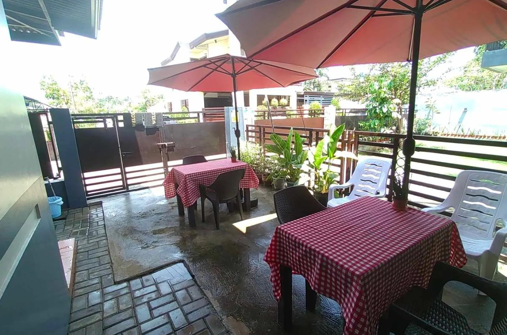 Apartment Elyn'S Guesthouse - Three Transient Units In Davao City - Total 5 Rooms, 3 T & B For Exclusive Use Philippines