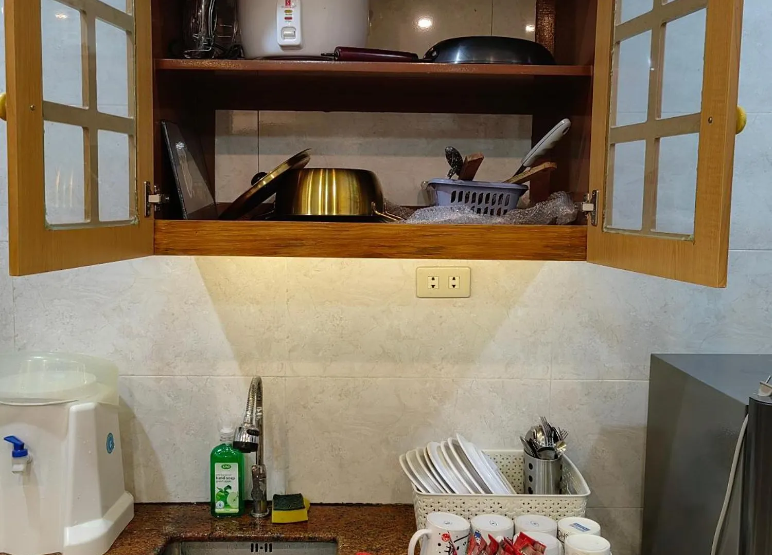 Apartment Elyn'S Guesthouse - Three Transient Units In Davao City - Total 5 Rooms, 3 T & B For Exclusive Use