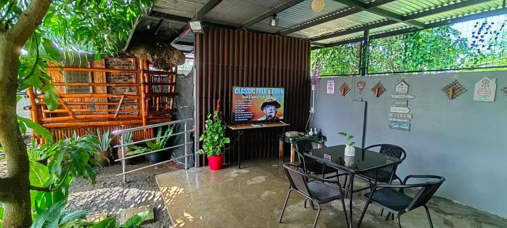 Elyn'S Guesthouse - Three Transient Units In Davao City - Total 5 Rooms, 3 T & B For Exclusive Use 0*,  Philippines